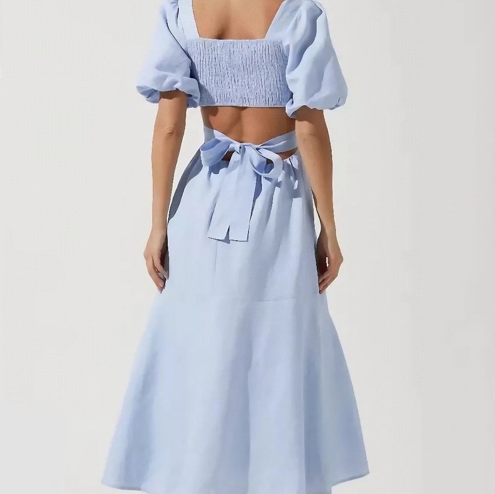 ASTR The Label Angeles Dress Blue Puff Slv Cutout Midi TieBack Sz Sm Cottegecore